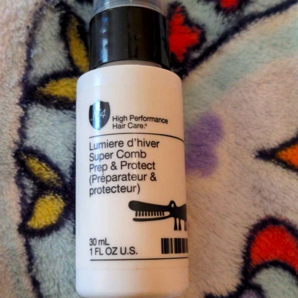 Sponsored N.4 Lumiere D'Hiver Super Comb Prep & Protect Travel Size